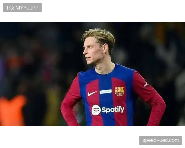 德容与卡马文加中场潜力及成长轨迹对比分析