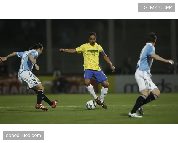 卡马文加如何影响球队中场节奏：限制因素与作用机制深度解析